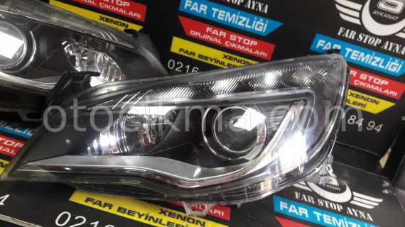 Opel Astra J Xenon Far Sol