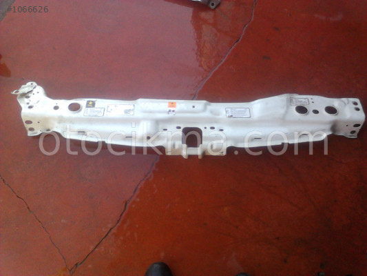 FORD CONNECT ÖN PANEL-ÜST KAPLAMA-RADYATÖR DEMİRİ