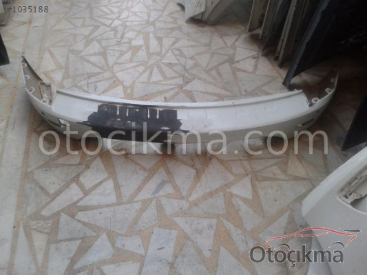 RENAULT MEGANE 3 ÇIKMA ARKA TAMPON ALTI