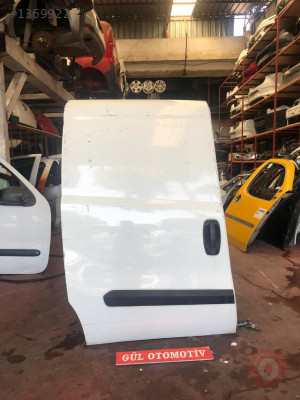 FIAT DOBLO 3 CIKMA ORIJINAL SAĞ SURGULU KAPİ