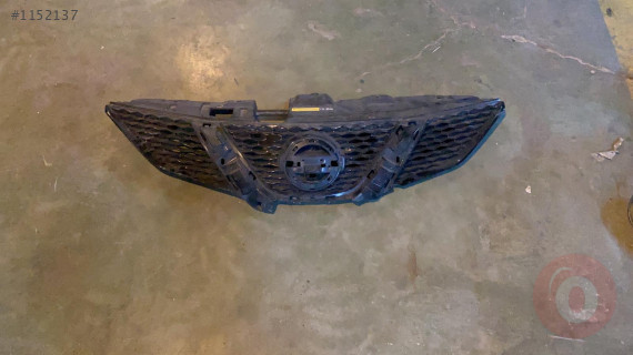 Nissan qashqai ön panjur 2014-2017