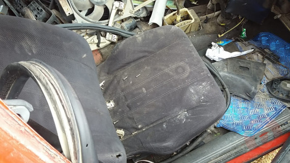 OPEL VECTRA A SAĞ ÖN KOLTUK .OTO ERKAN ÜNYE