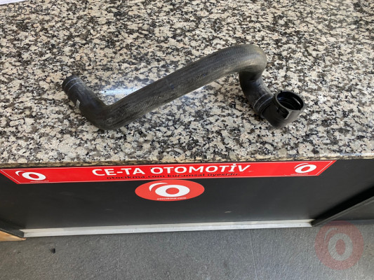 FİAT LİNEA 1.6 M.JET RADYATÖR ALT HORTUMU SIFIR ORJİNAL