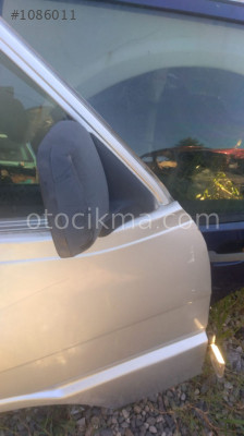 mazda e2200 sag ayna