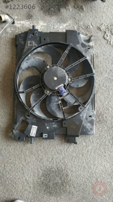 Renault Clio-4 fan
