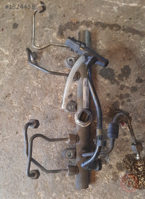 peugeot 406 2.0 hdi dizel çıkma enjektör rampası