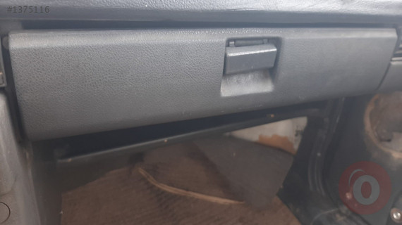 1993 model lada samara 1.5 çıkma torpido kapağı