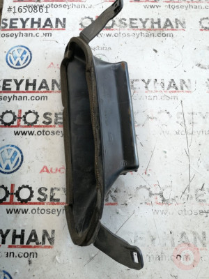 1P1819081 seat leon 2010 göğüs üst ön cam havalandırma kanal