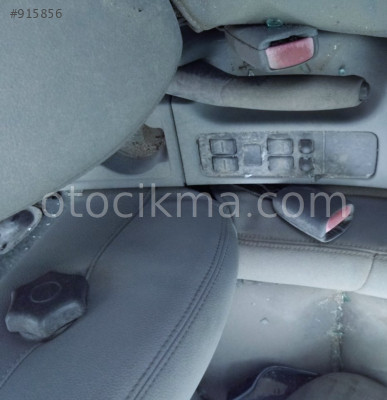 1996  VOLVO S40 ORİJİNAL VİTES KONSOLU.