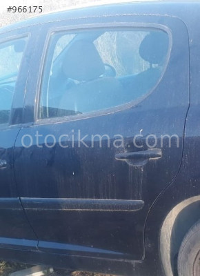 2009 peugeot 207 1.4 benzinli çıkma sol arka kapı