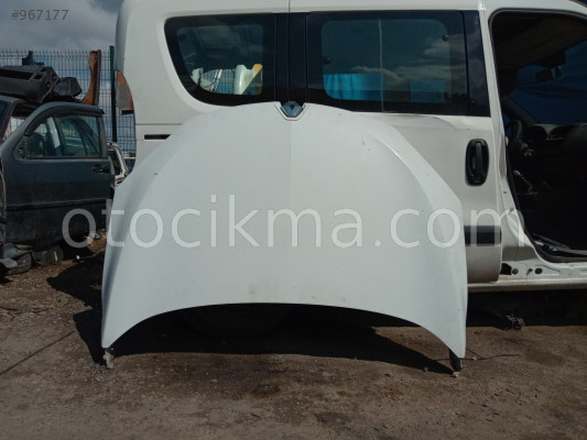 Renault Megane 3 orjinal kaput