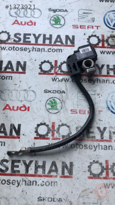 61129215954 bmw x5 e70 bagaj akü şase kablosu kutup başlığı