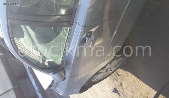 2005 VOLVO V50 HATASIZ SOL ÖN KAPI.