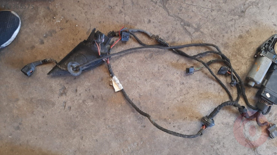 volkswagen passat b5 çıkma sağ ön cam motoru tesisatı