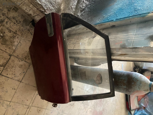 Dahiatsu sağ arka kapı orjinal