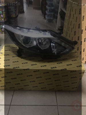 Nissan Qashqai J11 2014-2017 Sağ Far Yedek Parça