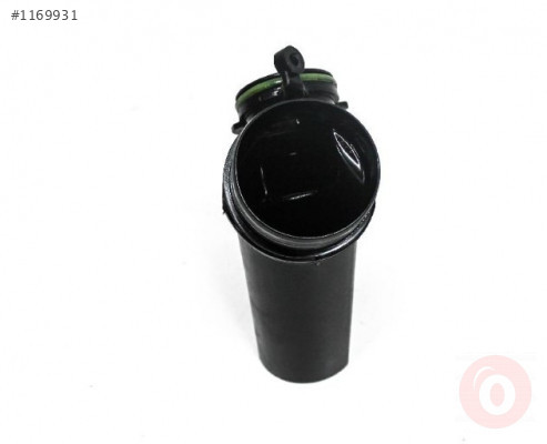 AUDİ A4 A5 1.4 TFSİ CVNA TURBO BORUSU 04E129656K