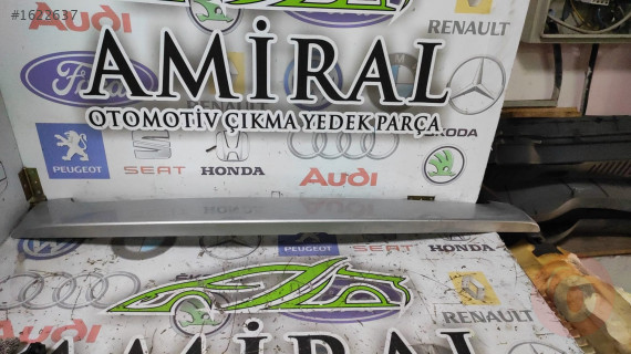 2011 TOYATA AURIS ARKA BAĞAJ KAPAĞI SPOİLER 76085-02071