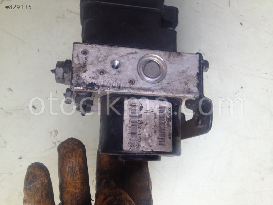FORD FİESTA ABS BEYNİ MODULÜ 8V51 2M110 AD