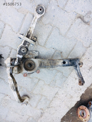 Audi a4 tasıyıcı çıkma