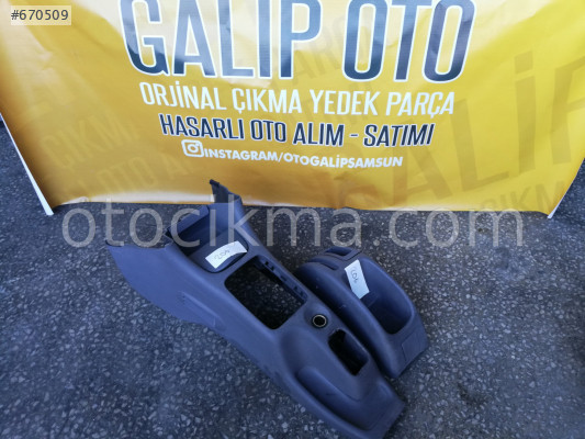 Peugeot 206 Orta konsol hatasız orjinal çıkma