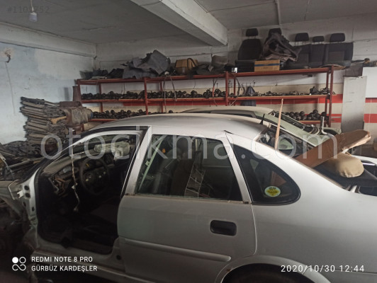 Opel Vectra kesme tavan orijinal çıkma
