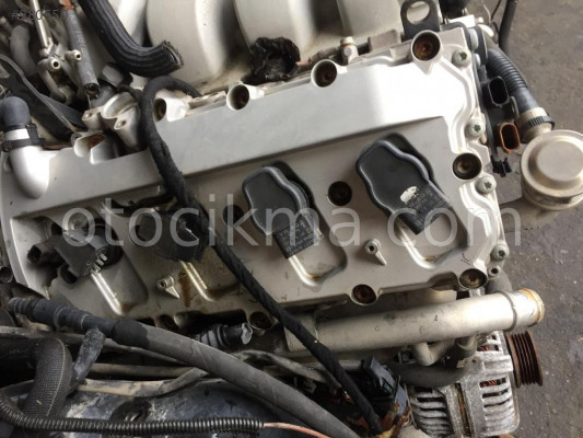 Audi Q7 4.2 Benzinli Motor Blok hatasız orjinal çıkma
