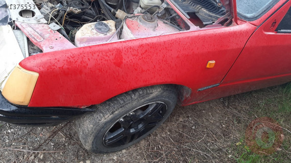 peugeot 205 1.4 benzinli çıkma sol ön çamurluk