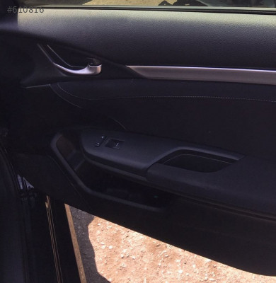 2018 HONDA CIVIC HATASIZ SAĞ KAPI KOLÇAĞI.