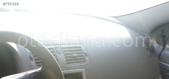 2005 VOLVO V50 KLİMA ÜFLEME IZGARA ÇIKMA.