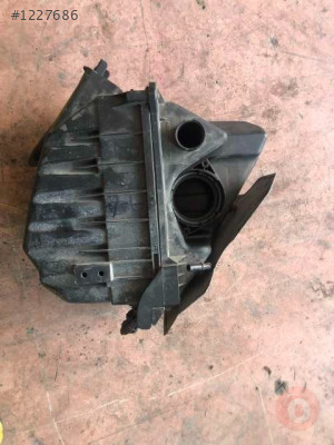AUDİ A4 1.8 T BFB MOTOR HAVA FİLİTRE KUTUSU 06B133837AK