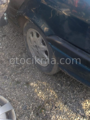 1996 renault 19 europa 1.6 hb çıkma sol arka jant lastik