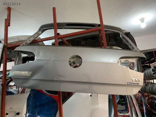 VW GOLF7 ÇIKMA ORJİNAL ARKA BAGAJ KAPAĞI