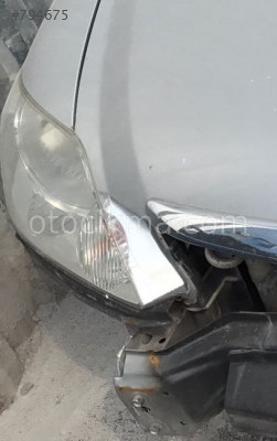 2007 HONDA CİTY ÇIKMA SAĞ FAR MEVCUTTUR.