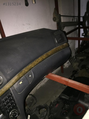 Mercedes W211 Torpido kapağı Hatsız Orjinal Çıkma