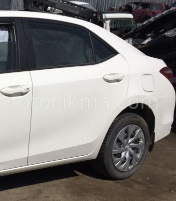 2017 TOYOTA COROLLA 1.3 KOMPLE ORİJİNAL SOL ARKA KAPI.