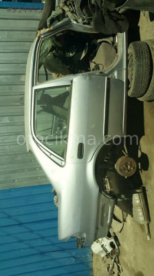 ORİJİNAL 1999 COROLLA SAĞ ARKA ÇEYREK.