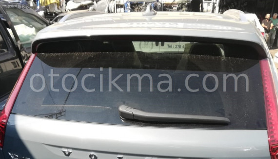 2019 VOLVO XC-40 ÇIKMA BAGAJ CAMI.