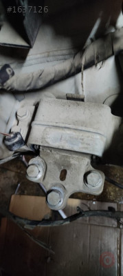 VW TİGUAN SOL ŞANZUMAN KULAĞI 3C0 199 555