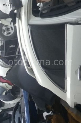INFINITI FX35 HATASIZ SAĞ ARKA KAPI CAMI.