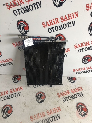 BMV 3 SERİSİ KLİMA RADYATÖRÜ ÇIKMA PARÇA