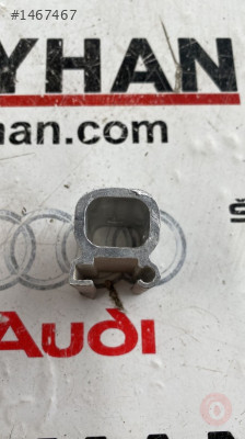 1K0857202 audi a3 2008 göğüs demiri parçası