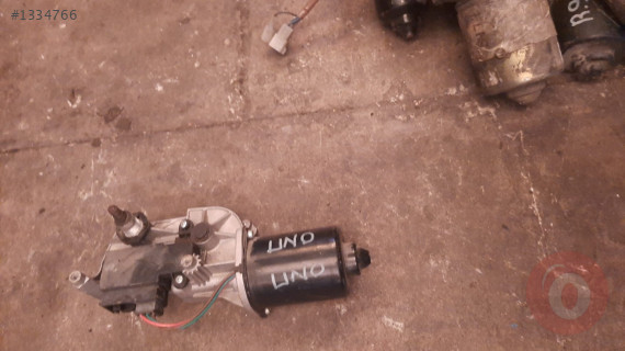 fiat uno çıkma ön cam silgeç motoru