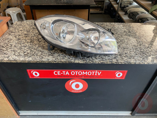 FİAT LİNEA SAĞ ÖN FAR ÇIKMA YAN SANAYİ TEMİZ