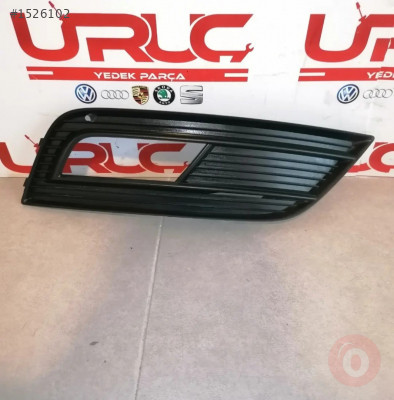 8K0807682K SAĞ SİS FARI ÇERÇEVESİ AUDİ A4 2013 >>2015