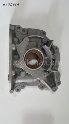 052 115 109 AUDİ 50  YAĞ POMPASI ORJİNAL SIFIR