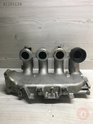 Volkswagen golf 4 1.9 polo audi emme monifoldu 038129747