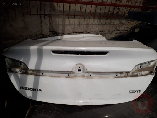 OPEL İNSİNGNİA  A BAGAJ KAPAGI ÖZ IŞIK OTO ÇIKMA YEDEK PARÇA