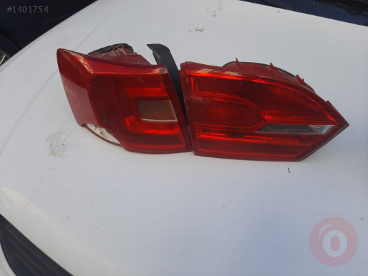 jetta sağ sol stop ve tüm çıkma parçalar tane