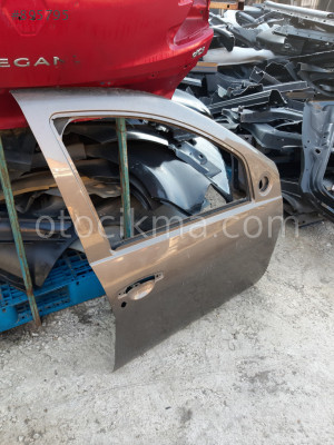 DACİA  DUSTER   SAĞ   ÖN  KAPI  SEFALILAR OTO ÇIKMA